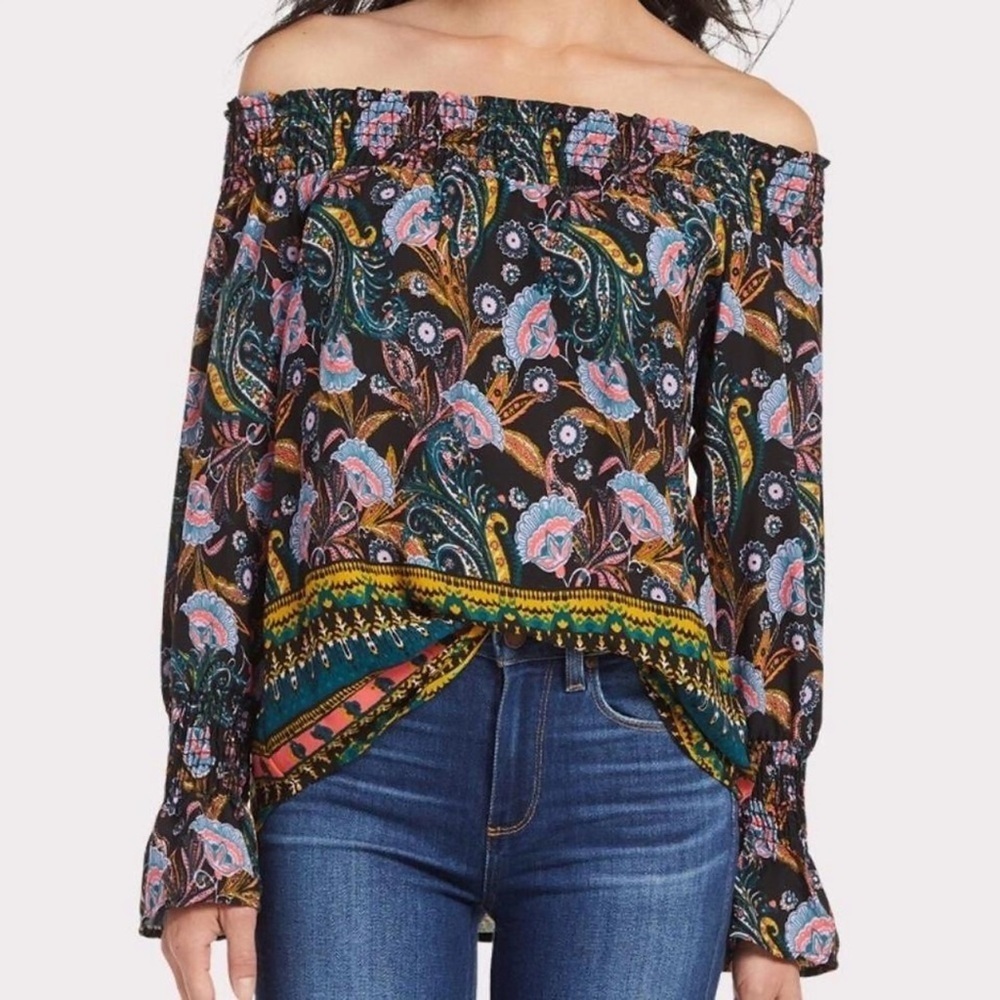 Evereve Allison Joy NWT Britta Border Print Off Shoulder Top Size Small